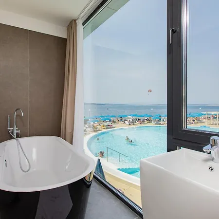 Millenium Deluxe Отель Селце