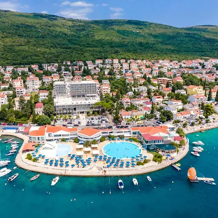 Millenium Deluxe Отель