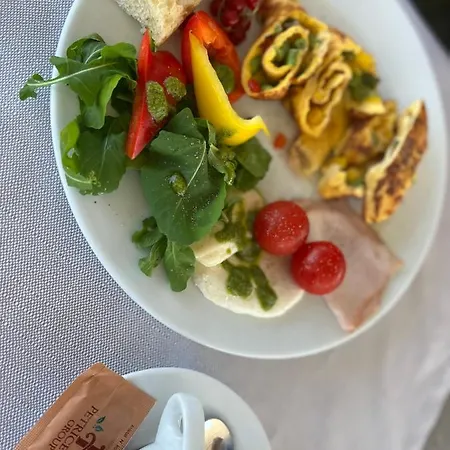 Millenium Deluxe Отель 4*