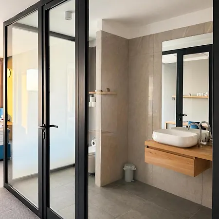 Hotel Millenium Deluxe 4*