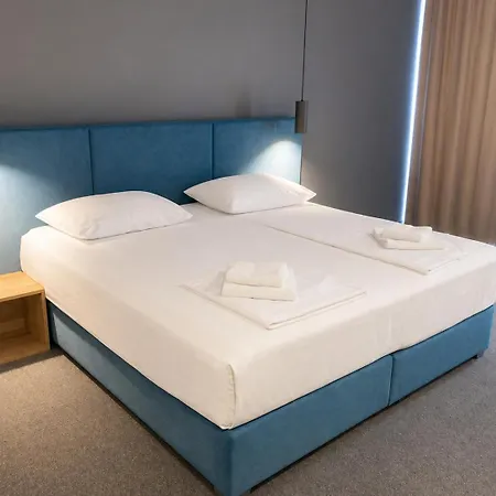 Millenium Deluxe 4*