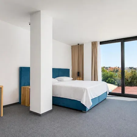 Hotel Millenium Deluxe Selce