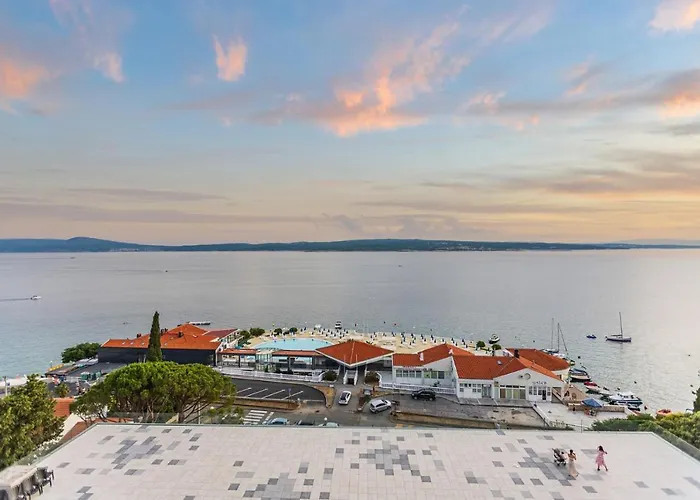 Millenium Deluxe סלצה