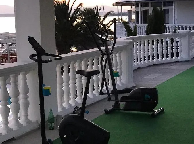 Millenium Deluxe 4* סלצה