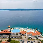 Millenium Deluxe Hotel
