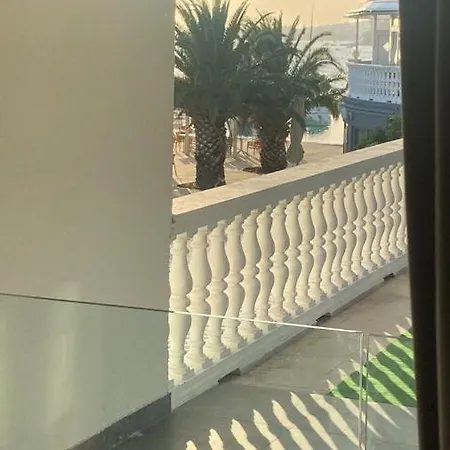 Millenium Deluxe Hotel 4*