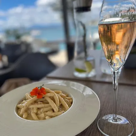 Hotel Millenium Deluxe 4*