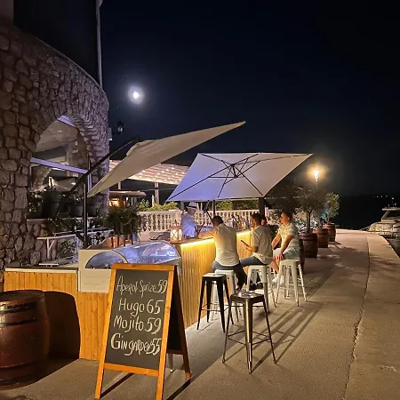 Hotel Millenium Deluxe 4*