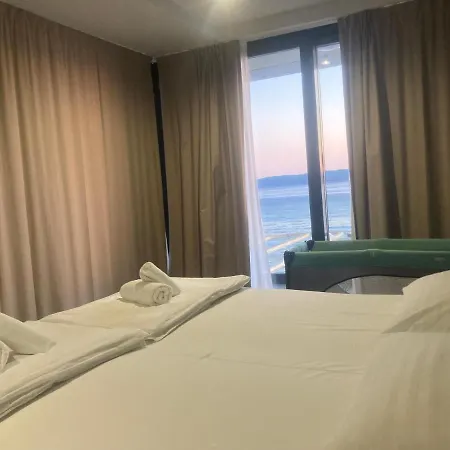 Hotel Millenium Deluxe 4*