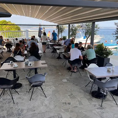 酒店 Millenium Deluxe 4*