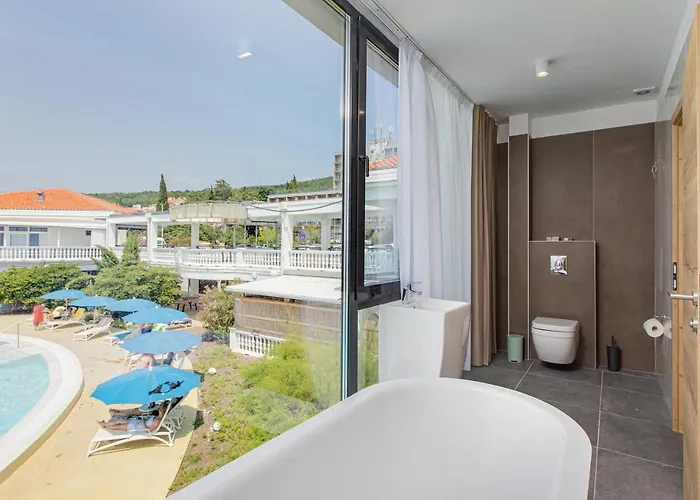 Hotel Millenium Deluxe