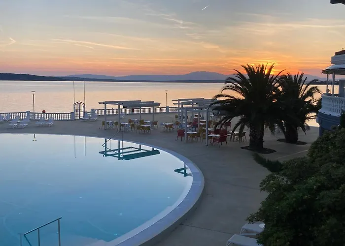 Hotel Millenium Deluxe