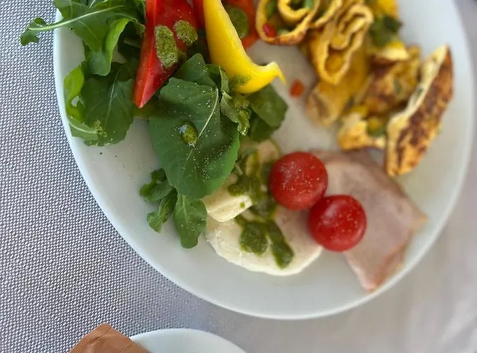 Millenium Deluxe Hotel 4*